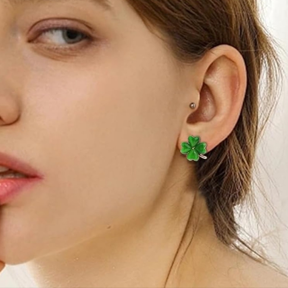 Clover earrings